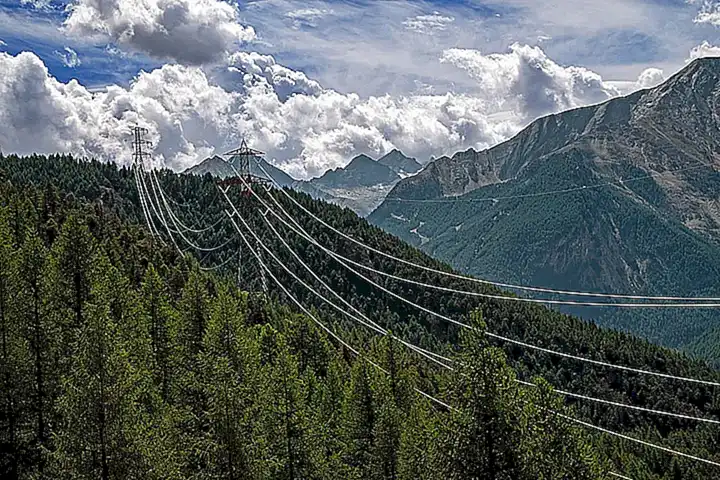 Impacto ambiental y social del Plan Pirineos