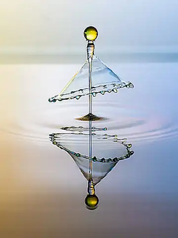 Reflejo en aguas de la península